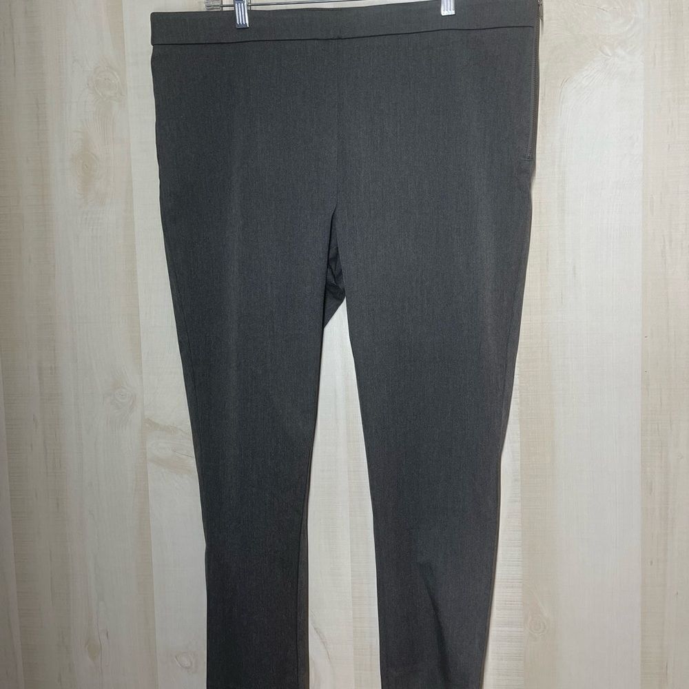 NWT Ann Taylor The Chelsea gray pants, size 16 petite